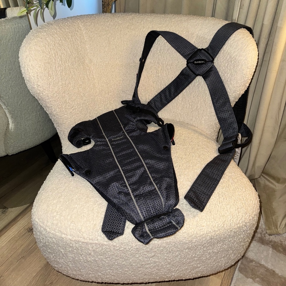 BabyBjorn Mini Carrier | Anthracite